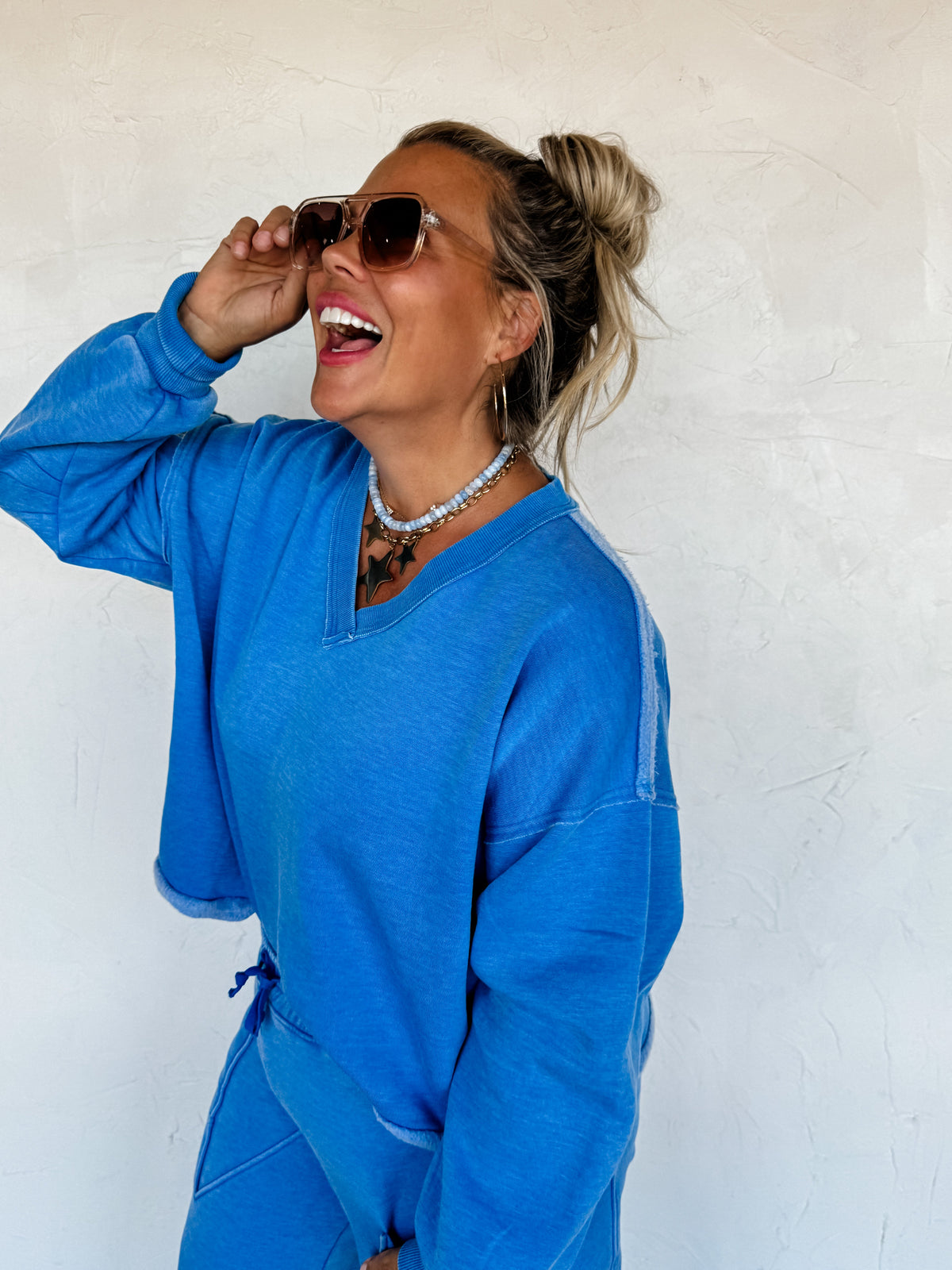 FADED FEELS VNECK PULLOVER