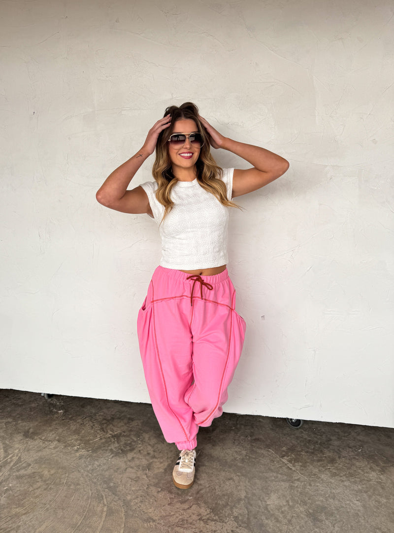 LOUNGE ABOUT JOGGERS