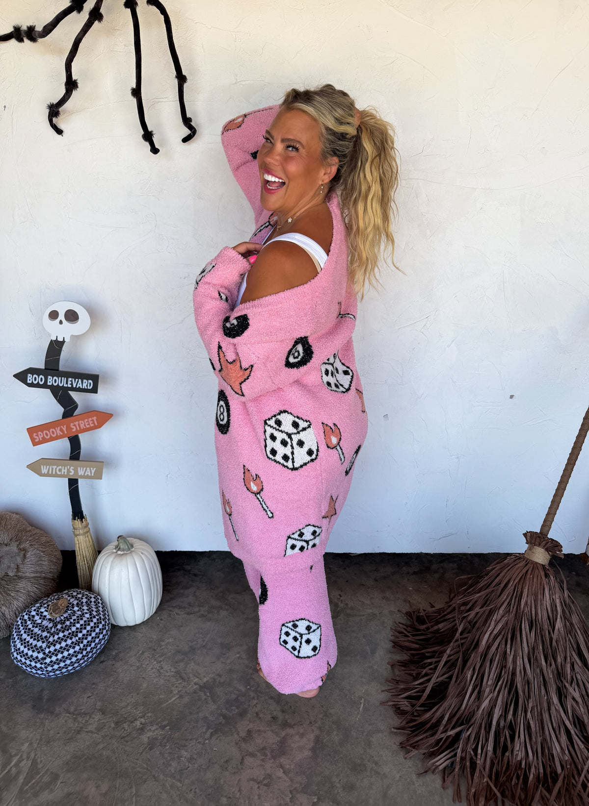 8 BALL CLOUD CARDIGAN