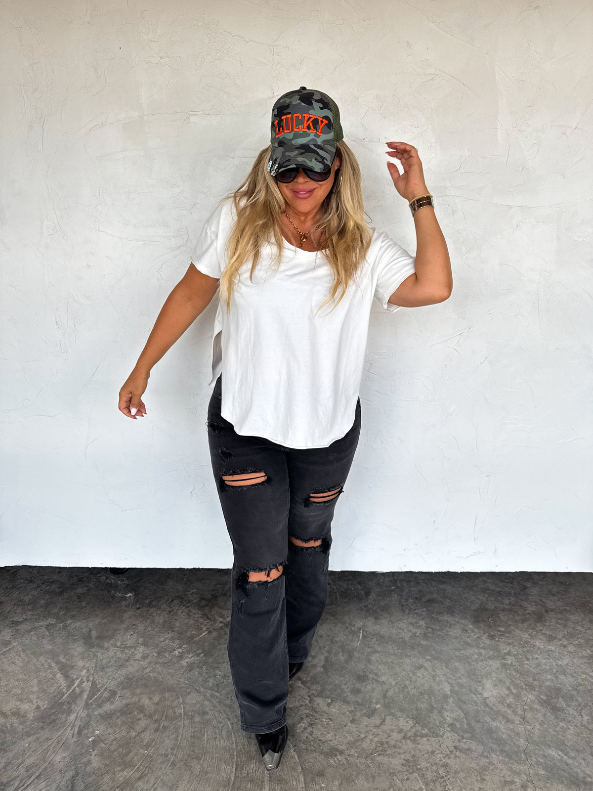 NEW COLORS- ASHLAND STRAIGHT LEG DISTRESSED JEANS