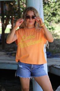 LAKE WEEKEND TEE