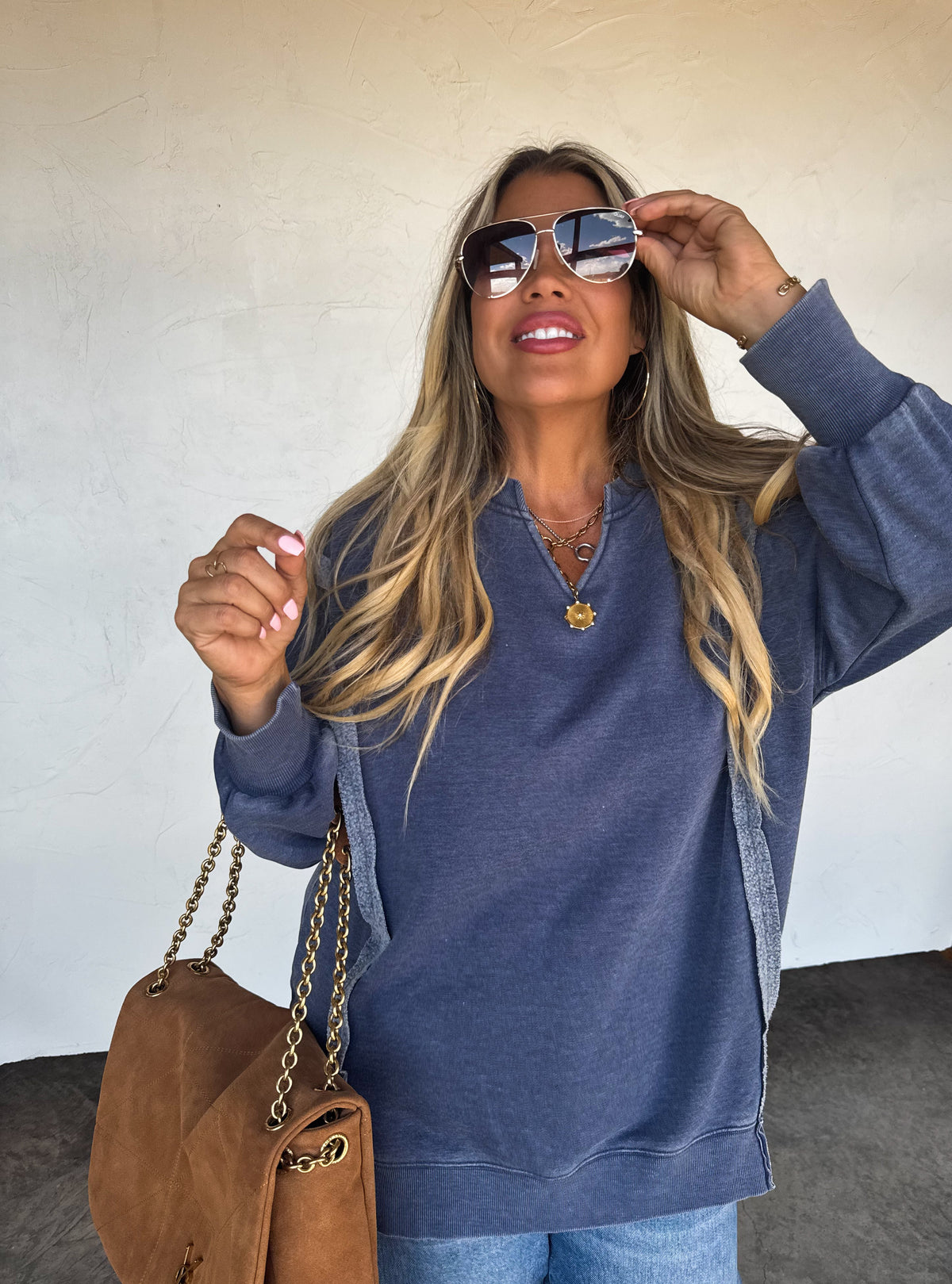 THE COMFY CUT SWEATSHIRT