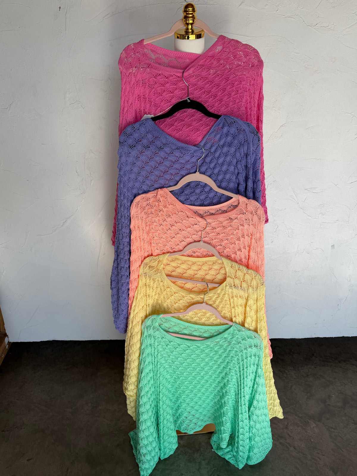 SPRING FREE SPIRIT BELL SLEEVE TOP