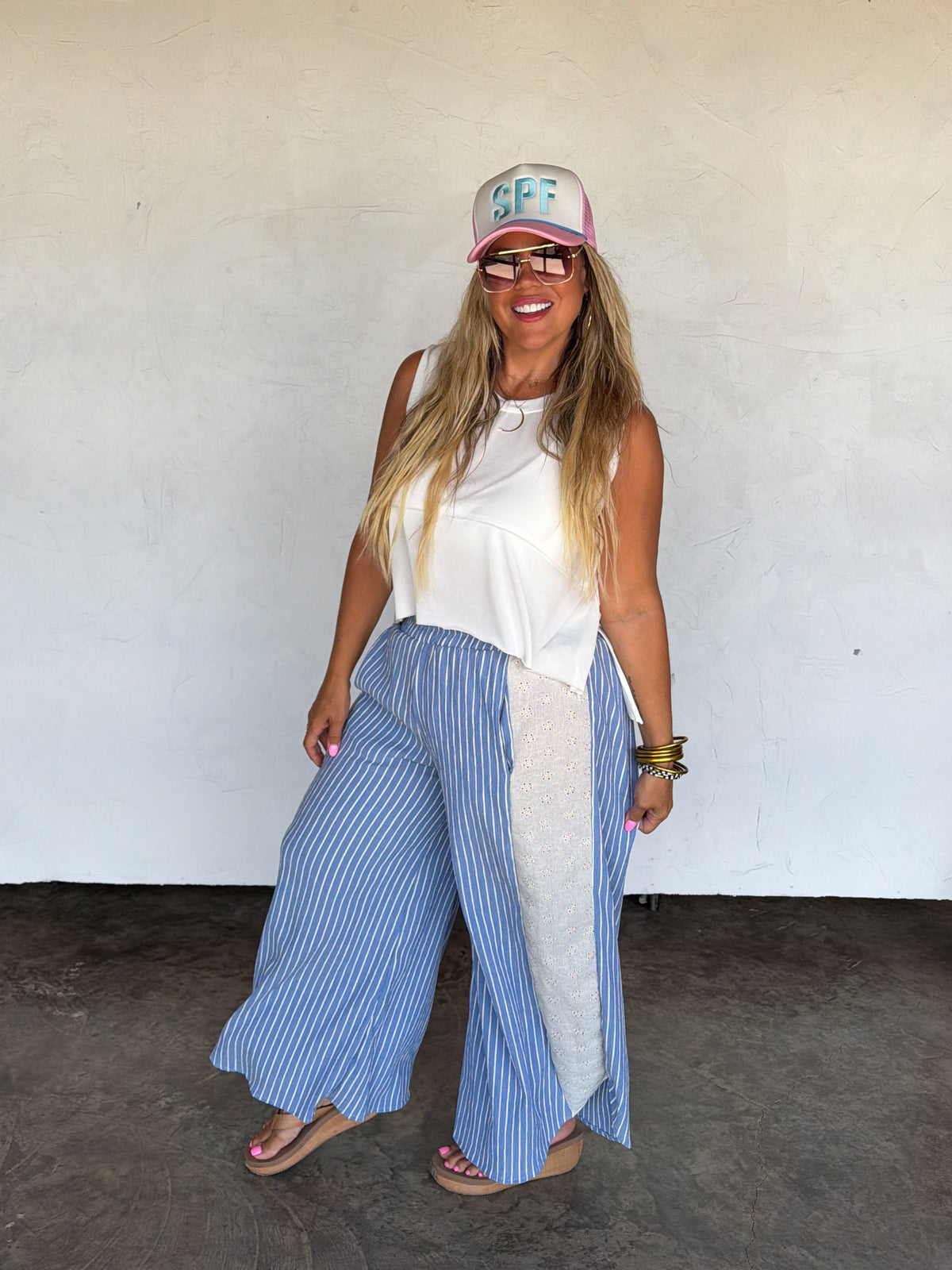 WEEKEND ESCAPE PANTS