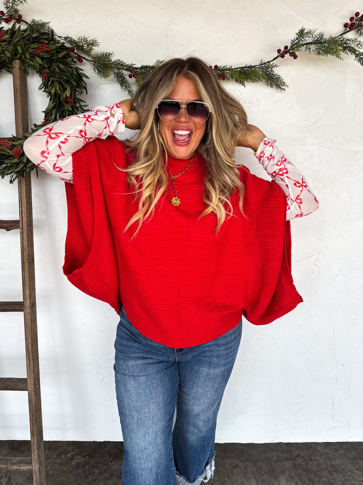 CHRISTMAS MEG PULLOVER PONCHO