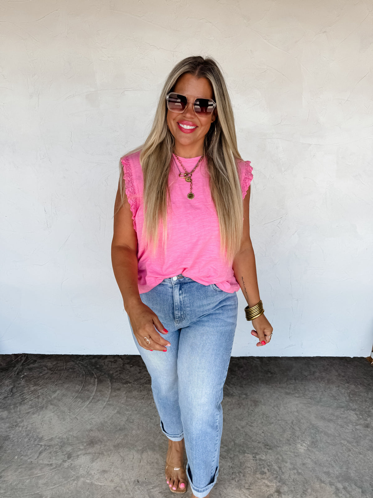 SWEET LACE DAYS TEE