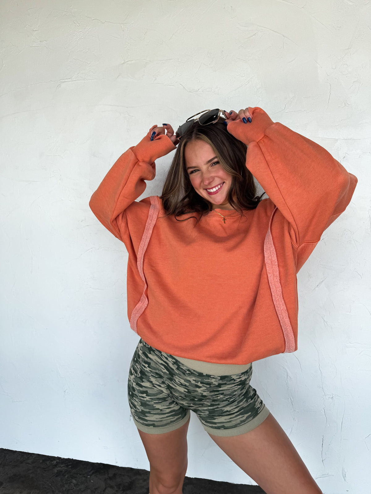 FALL COLORS CLASSIC CREW PULLOVER