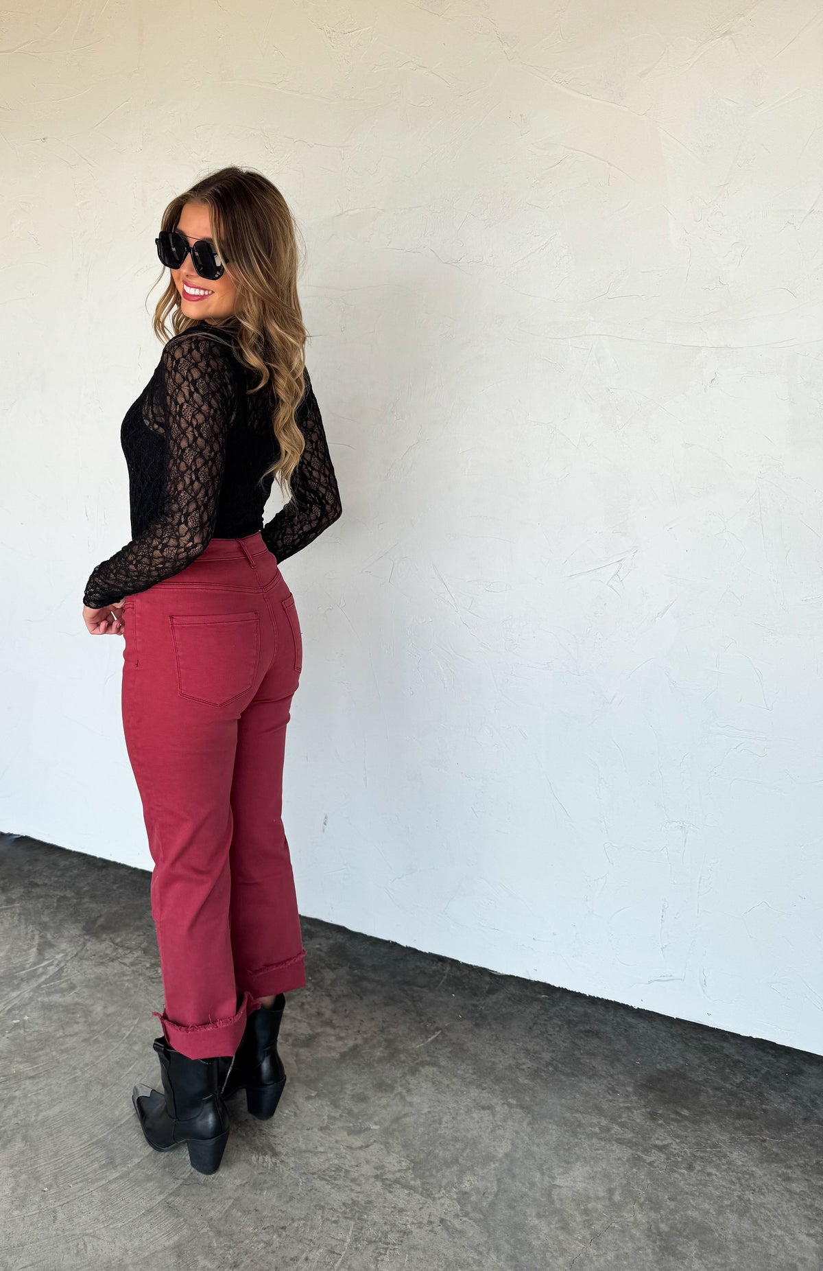 BURGUNDY URBAN NON DISTRSSED CROP JEAN