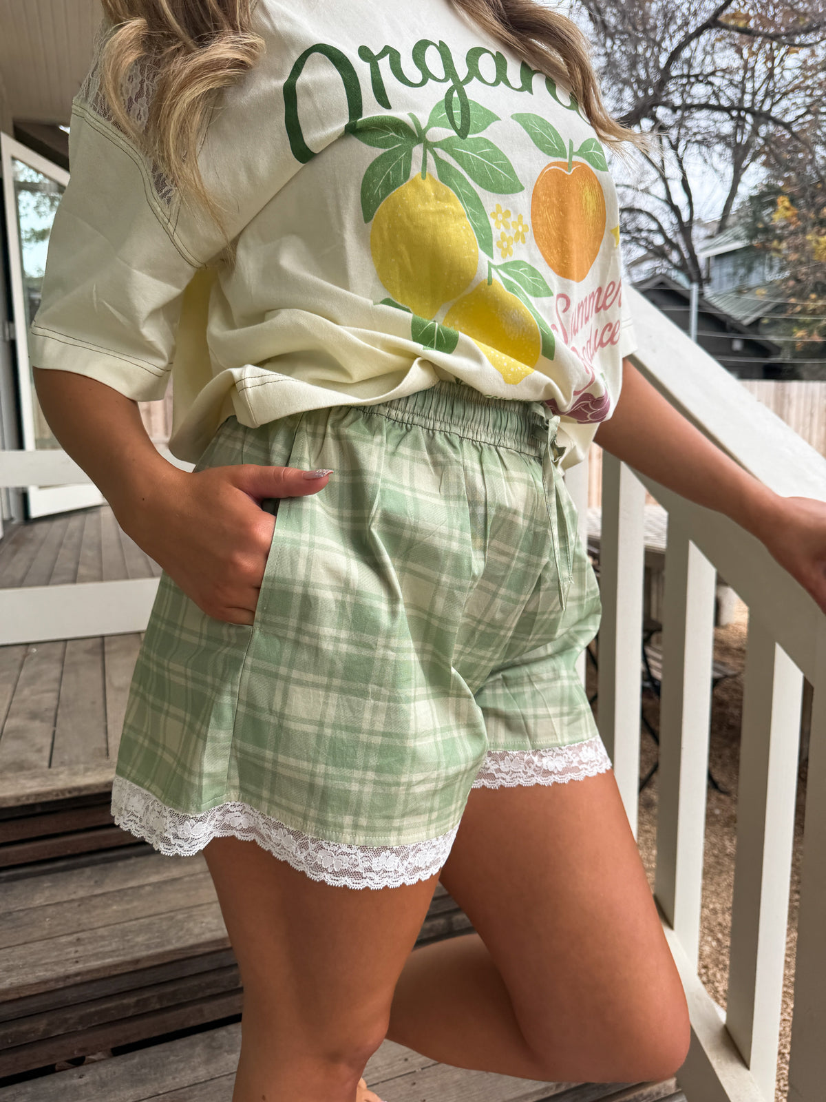 COUNTRY SIDE SHORTS