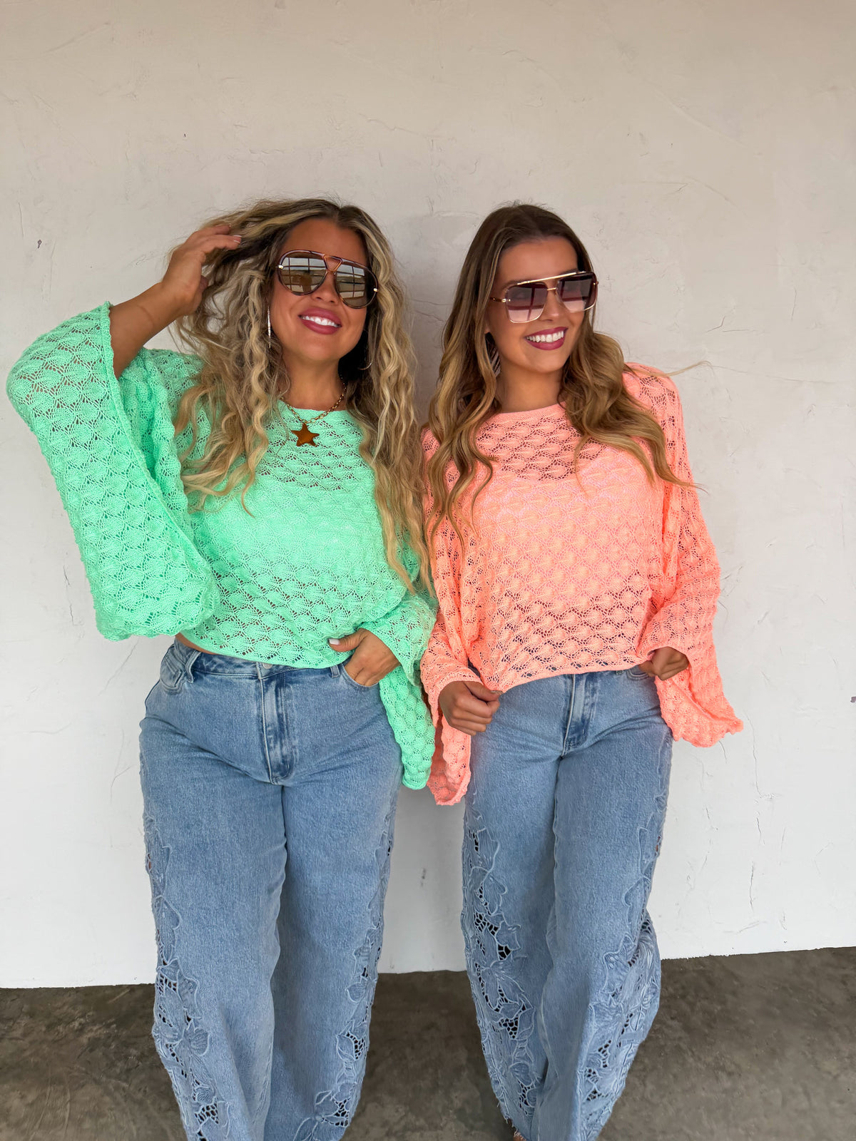 SPRING FREE SPIRIT BELL SLEEVE TOP