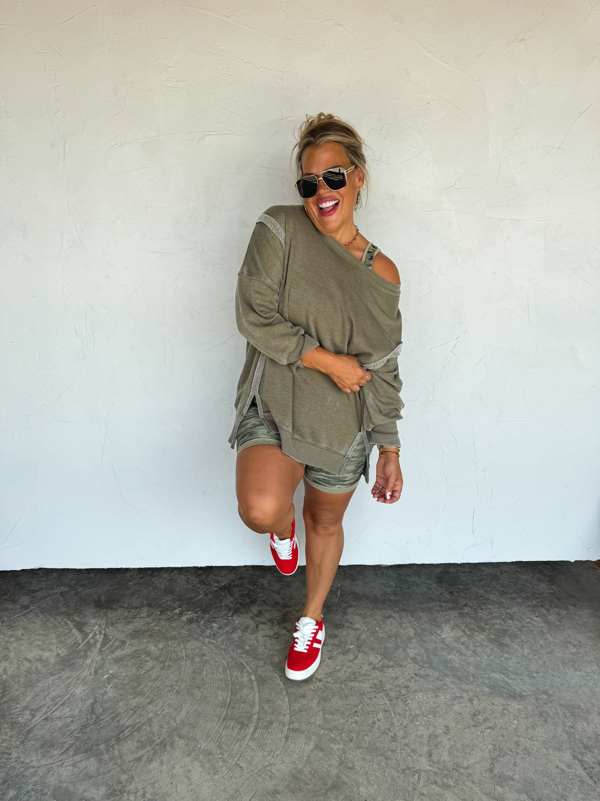 FALL COLORS CLASSIC CREW PULLOVER