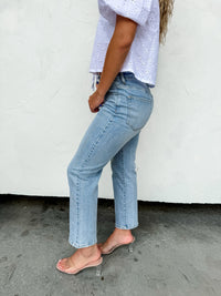 ALEXIE STRAIGHT LEG CROPPED JEANS