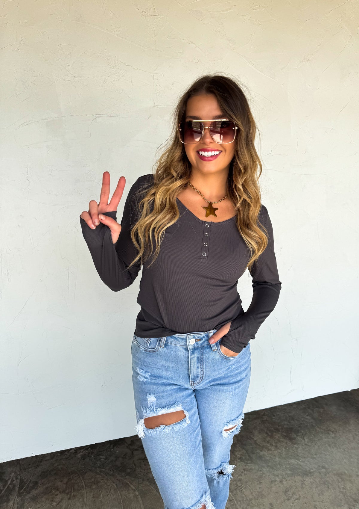 FALL BROOKLYN SNAP HENLEY TOP