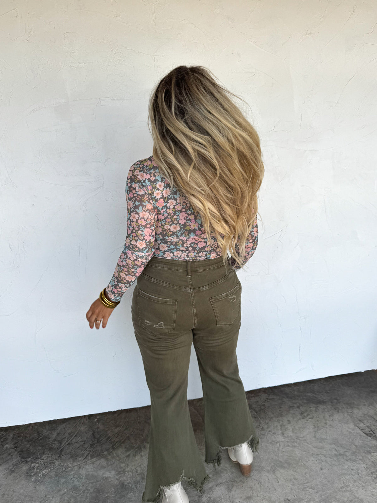 BOOTS & BLOOMS COLLECTION MESH TOPS