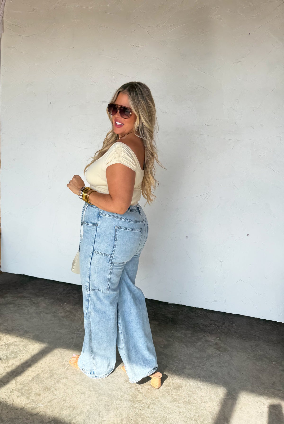 OUT AND ABOUT CAP SLEEVE TOP