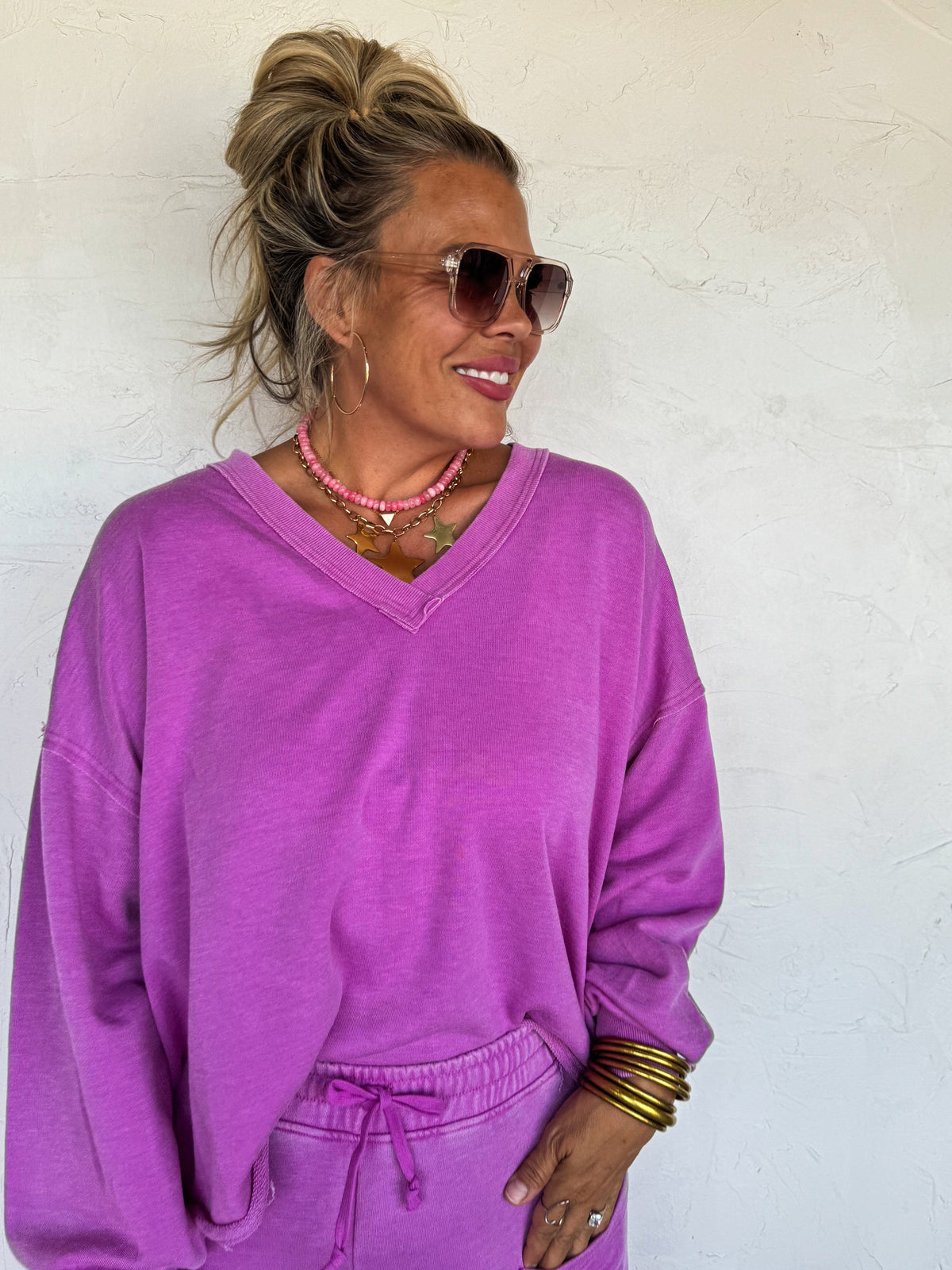FADED FEELS VNECK PULLOVER