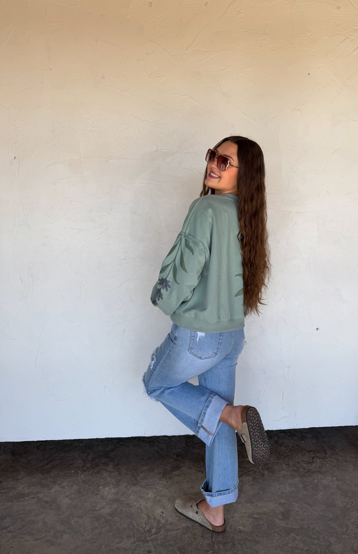 SPRING FLORAL PULLOVER