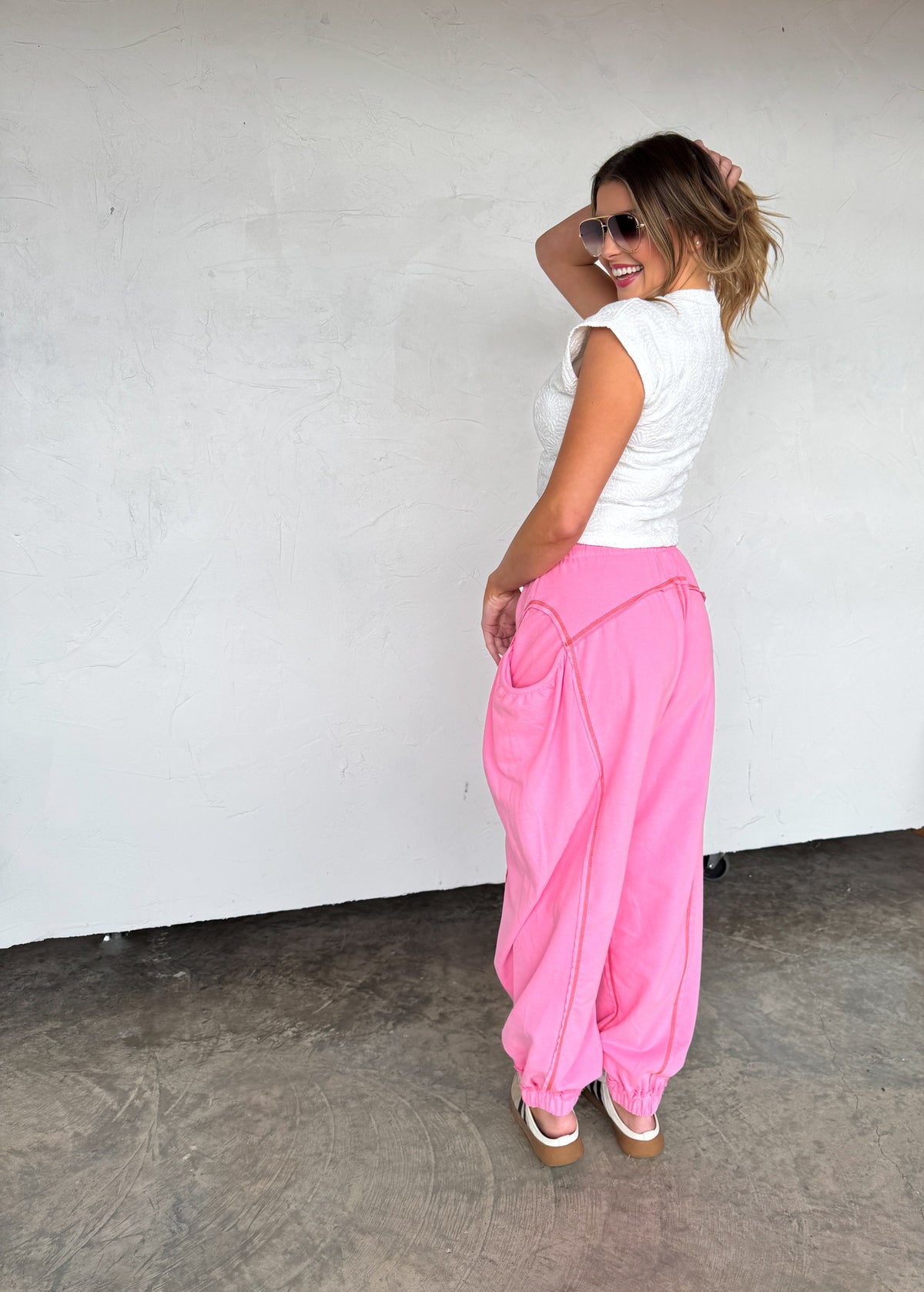 LOUNGE ABOUT JOGGERS