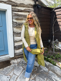 WILD OAK PUFFER VEST
