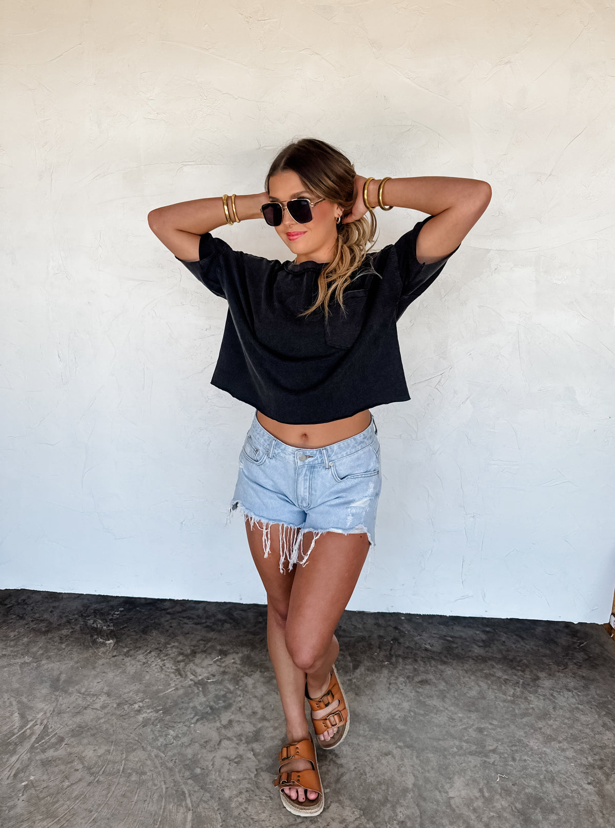 REGAN RAW HEM TEE