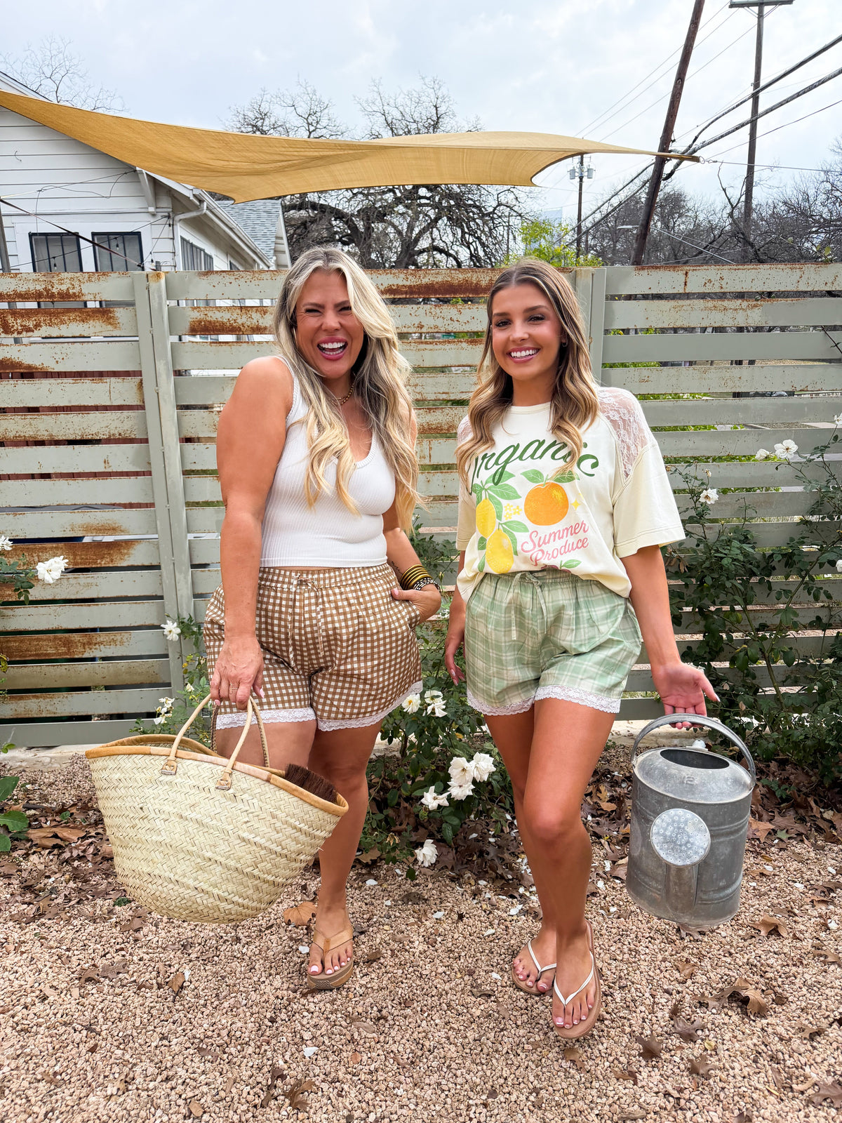 COUNTRY SIDE SHORTS