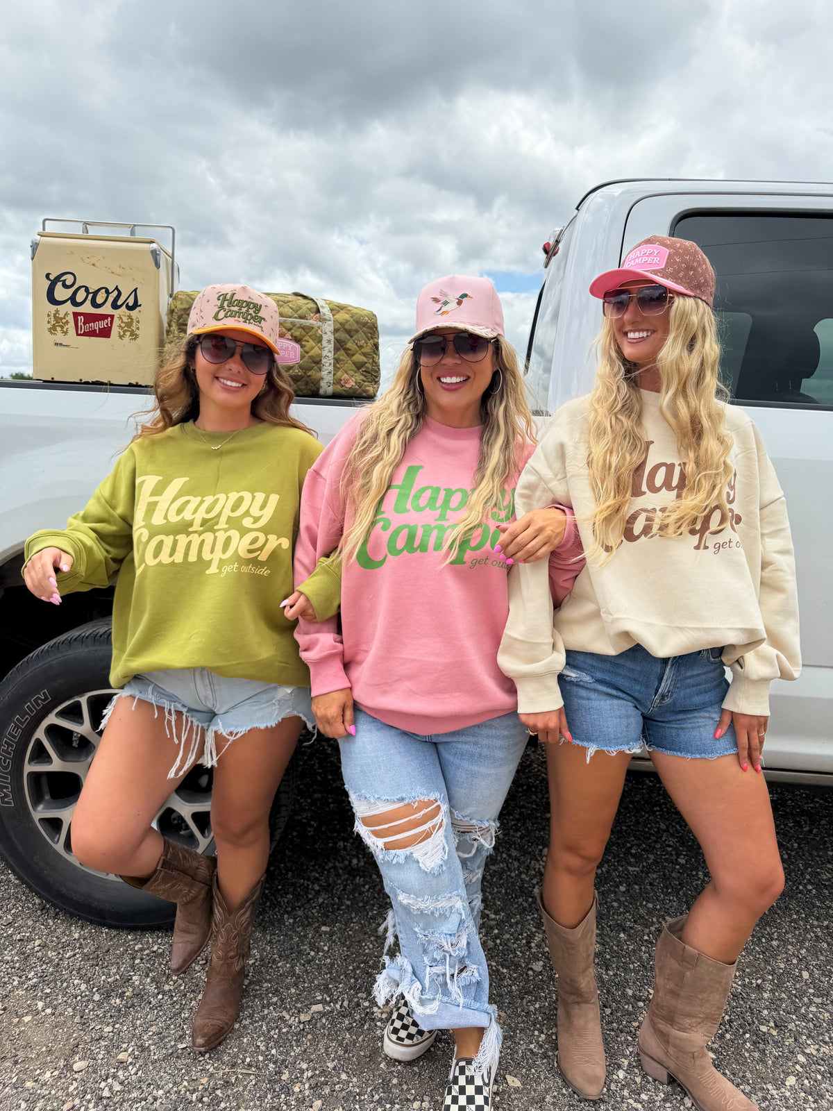 HAPPY CAMPER PULLOVER