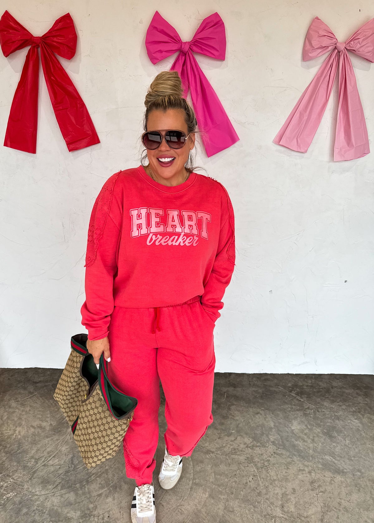 HEART BREAKER PULLOVER