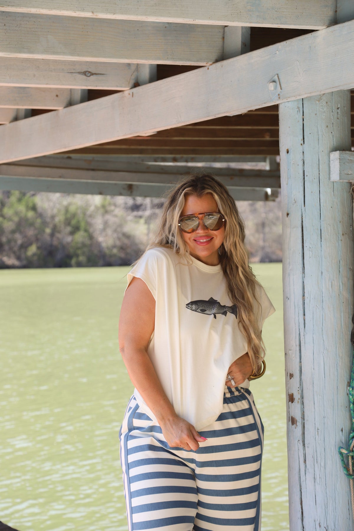 LAKE WEEKEND TEE
