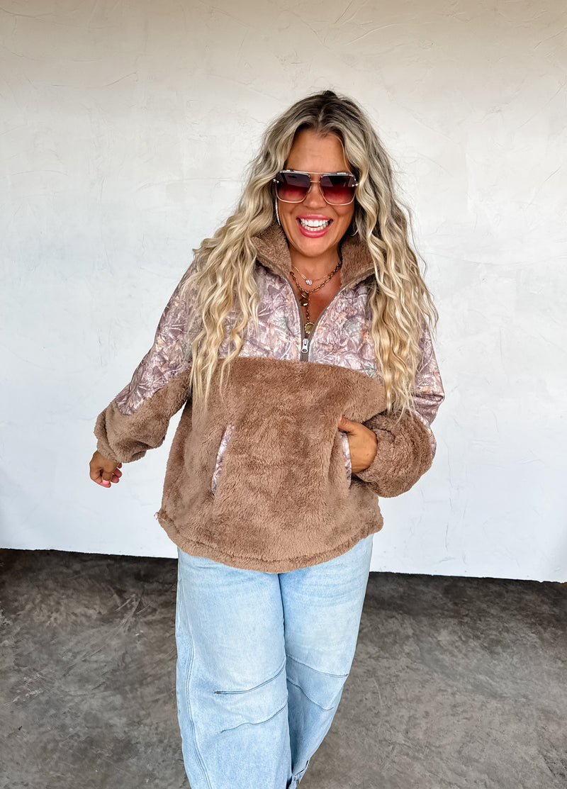 CAMO SHERPA PULLOVER