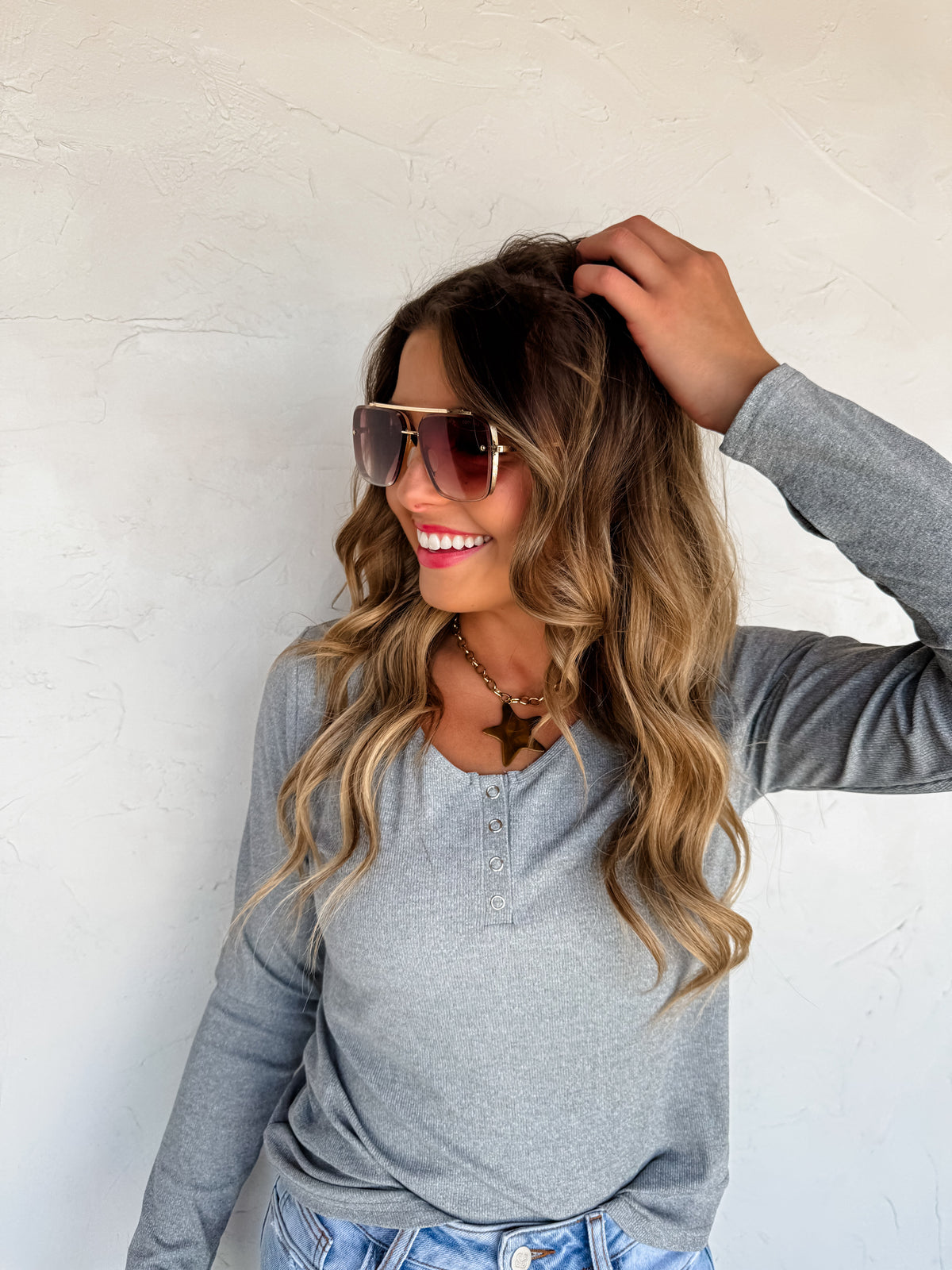 FALL BROOKLYN SNAP HENLEY TOP