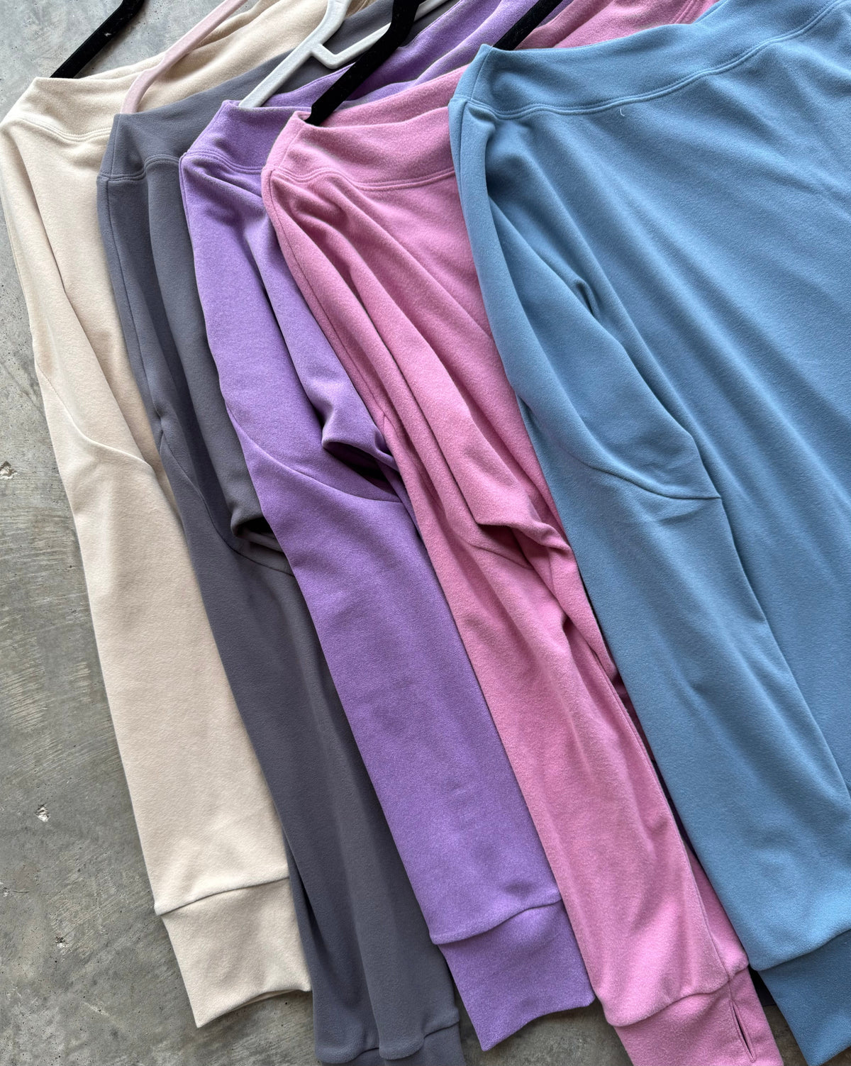 FALL ZOEY ATHLEISURE TOP