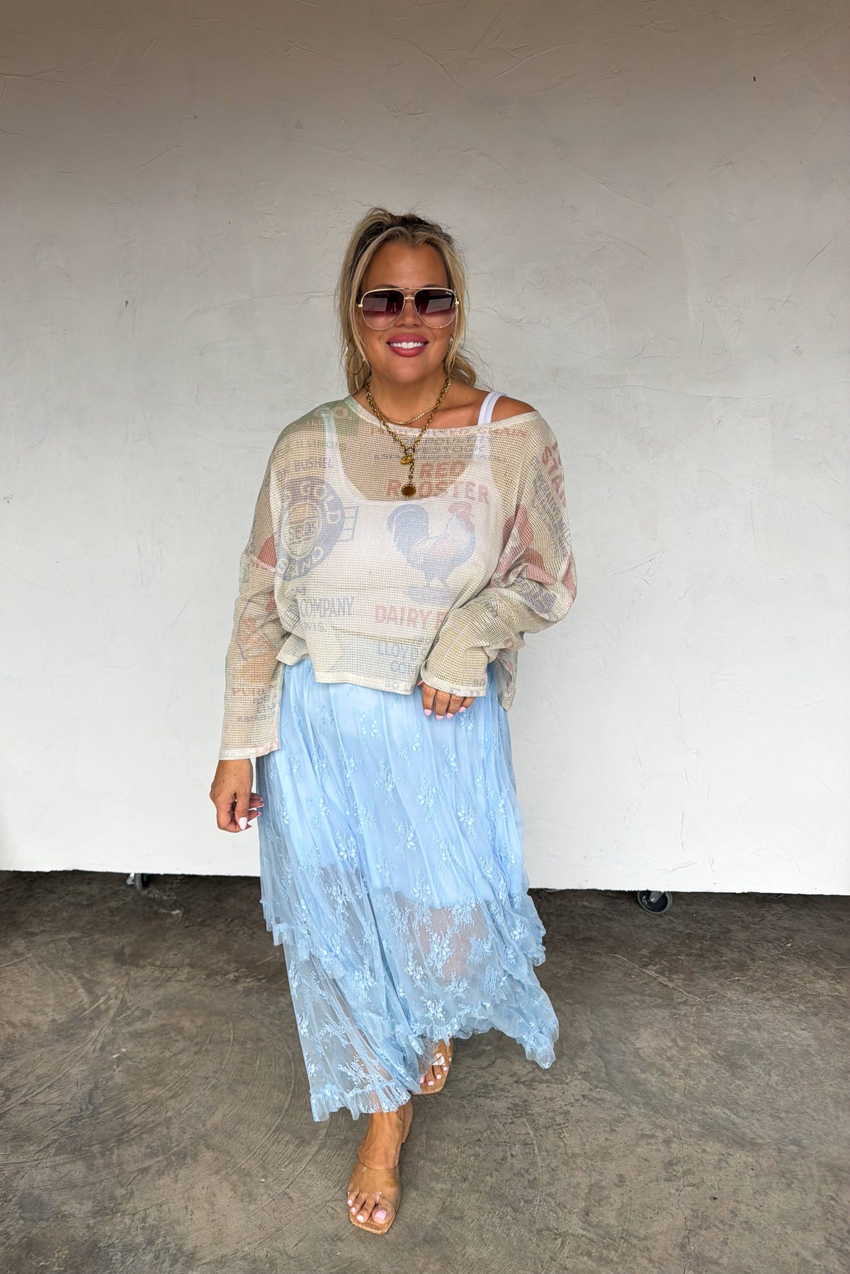 SUNDAY MARKET TOP