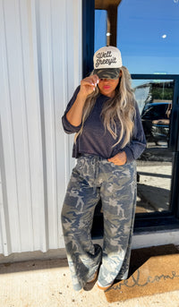 HOLIDAY TRUCKER HATS