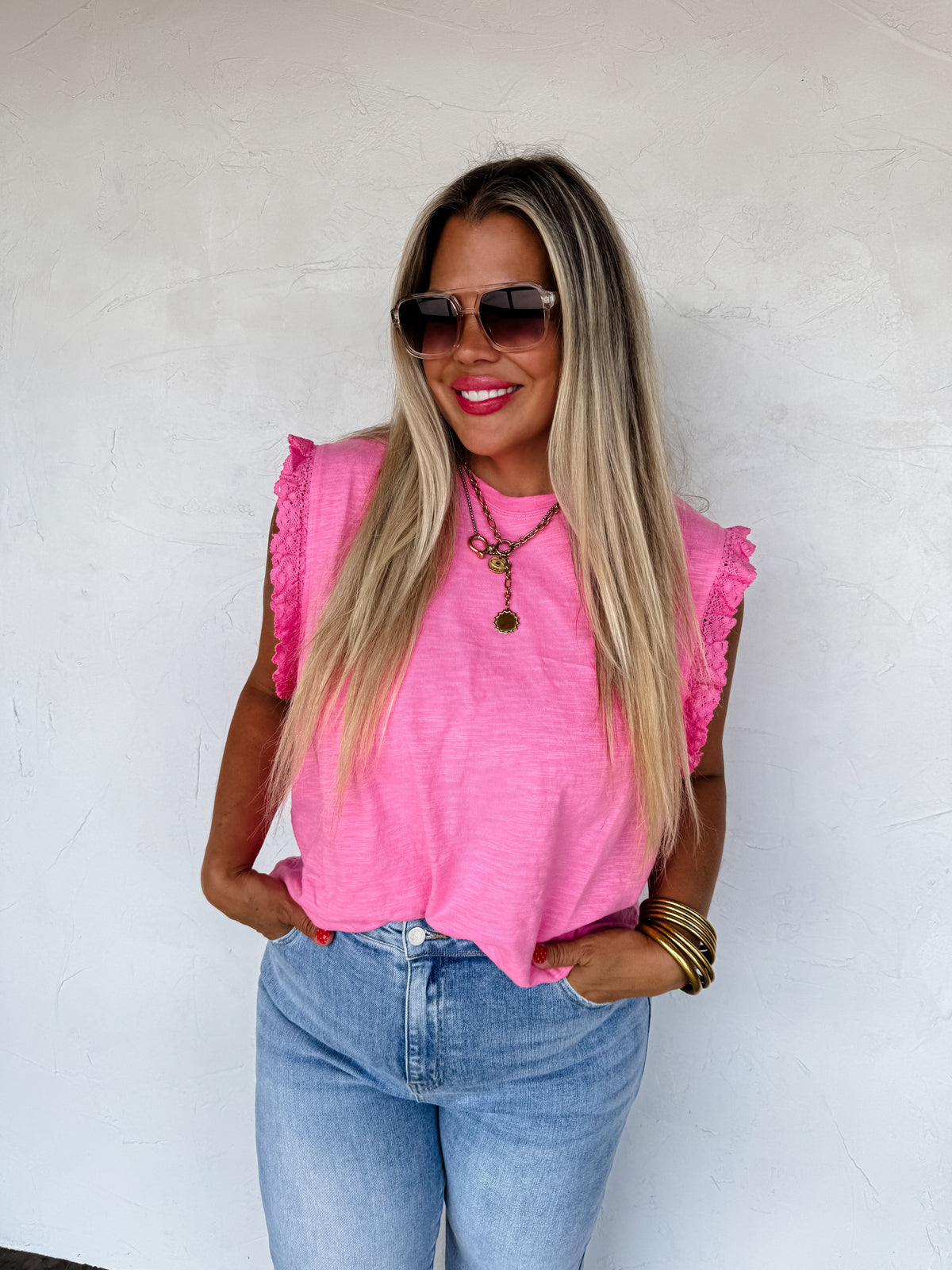SWEET LACE DAYS TEE