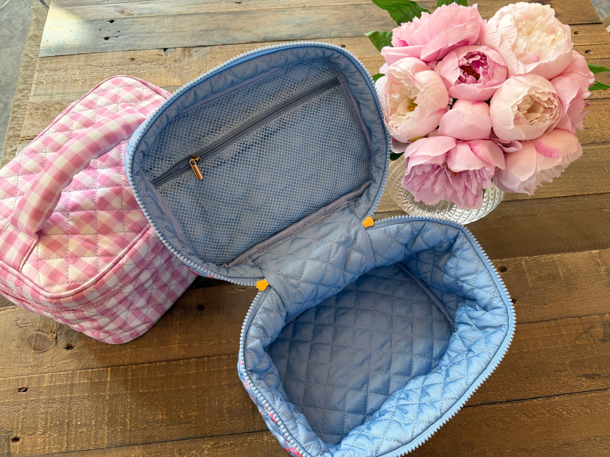 GRAB AND GO QUILTED MAKEUP BAG