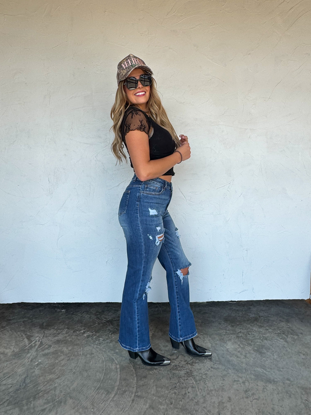 NEW COLORS- ASHLAND STRAIGHT LEG DISTRESSED JEANS