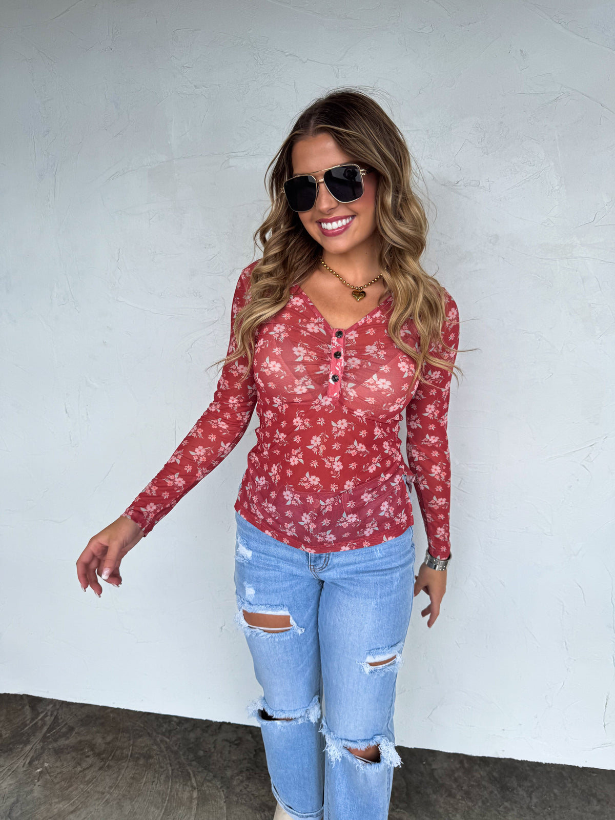 ANNIE VNECK MESH TOP