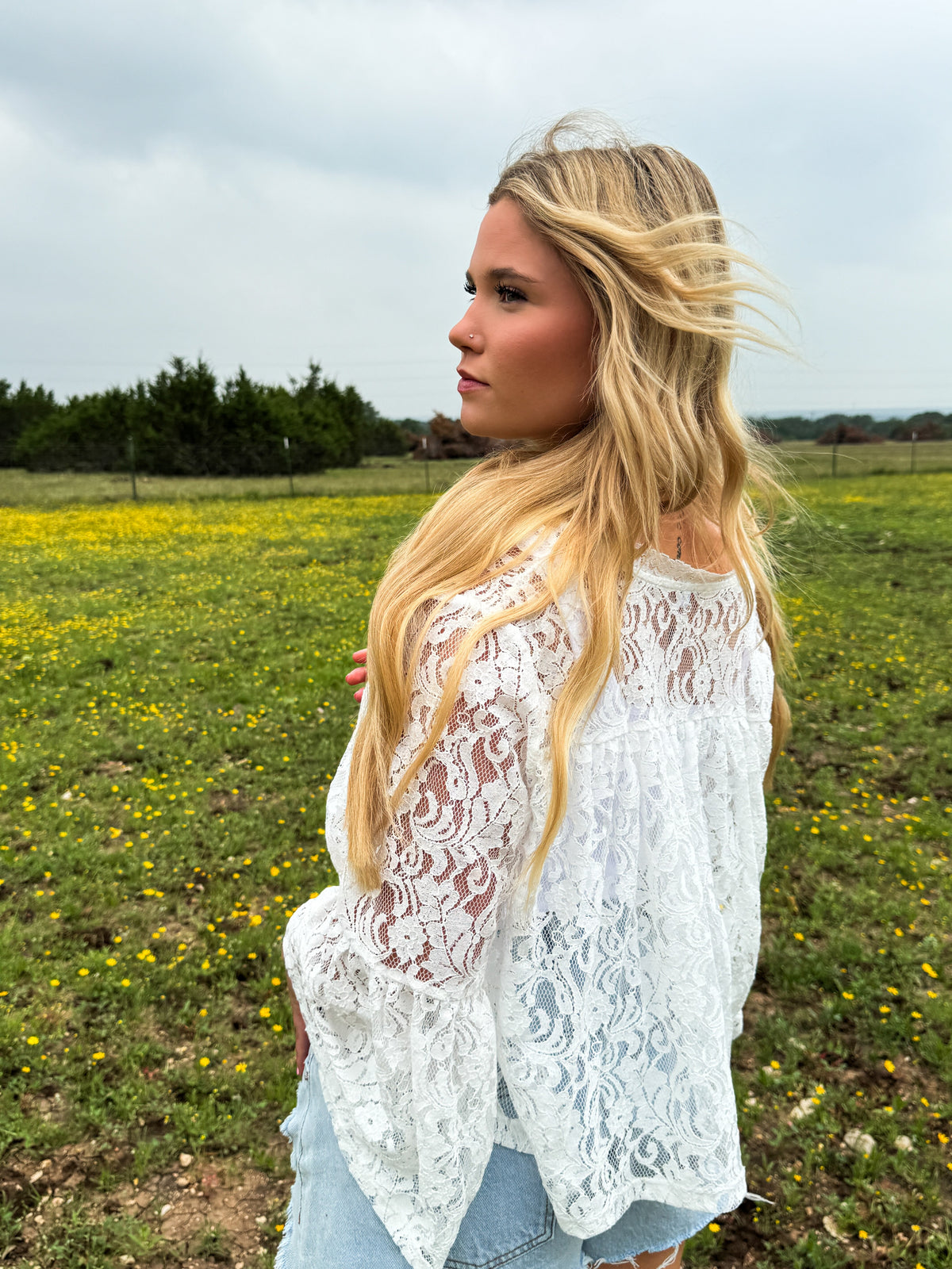 SWEET MAGNOLIA LACE TOP