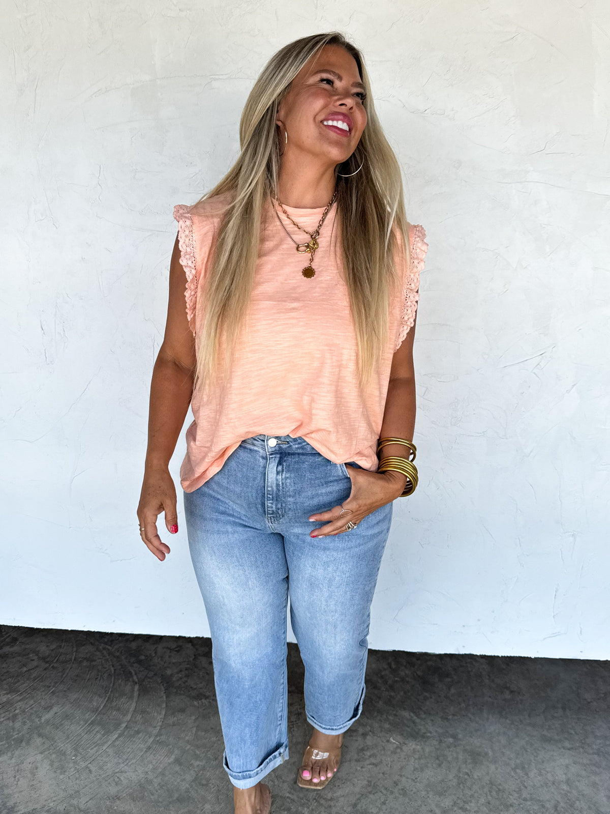 SWEET LACE DAYS TEE