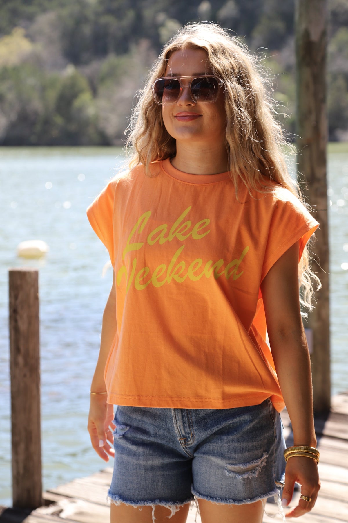 LAKE WEEKEND TEE