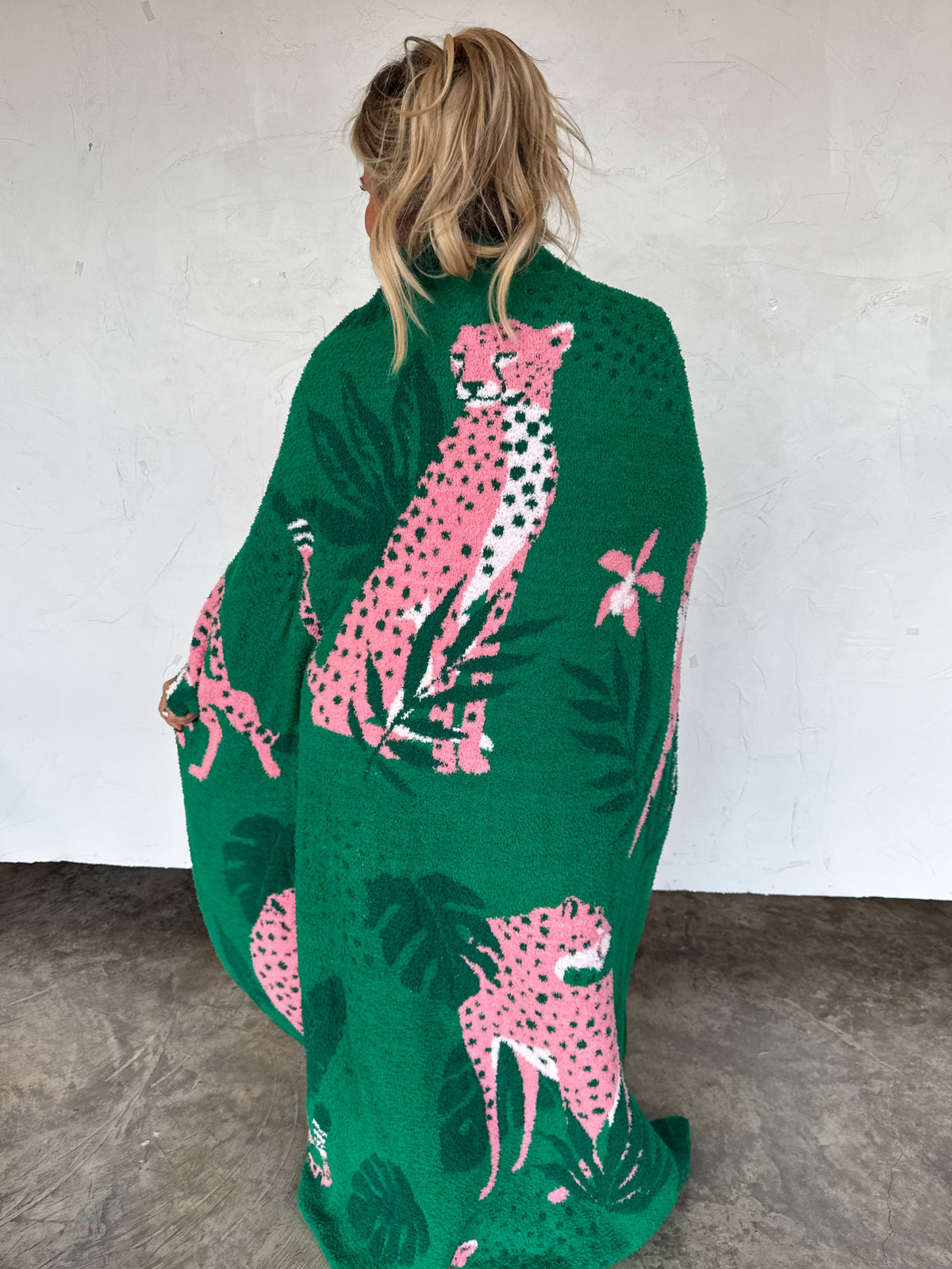 CHEETAH & STAR CLOUD BLANKET