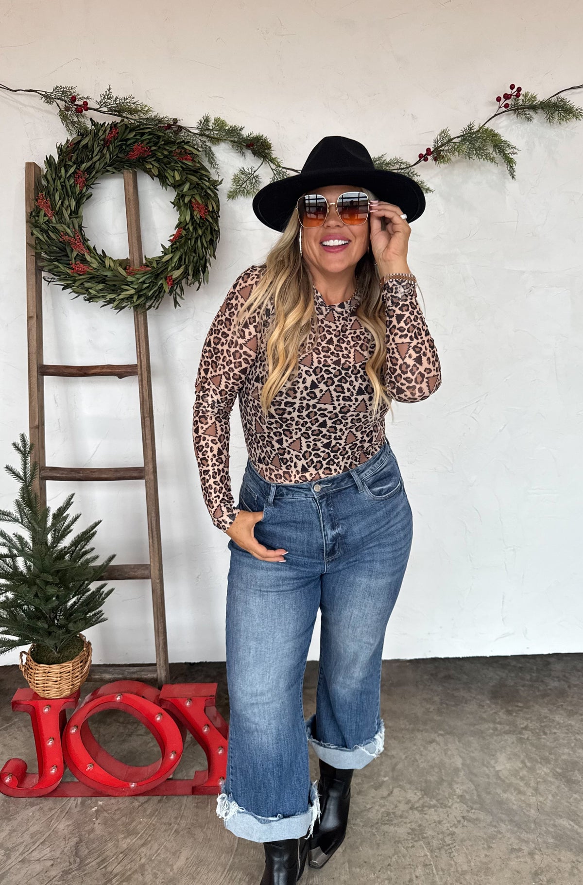 URBAN NON DISTRSSED CROP JEAN